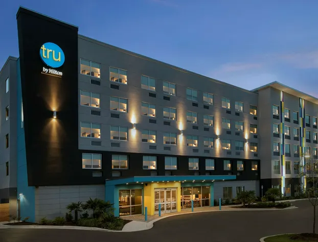 Tru by Hilton Charleston Ashley Phosphate hotel detail image 1