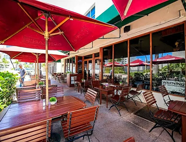 Norman's Hotel and Dining hotel detail image 2