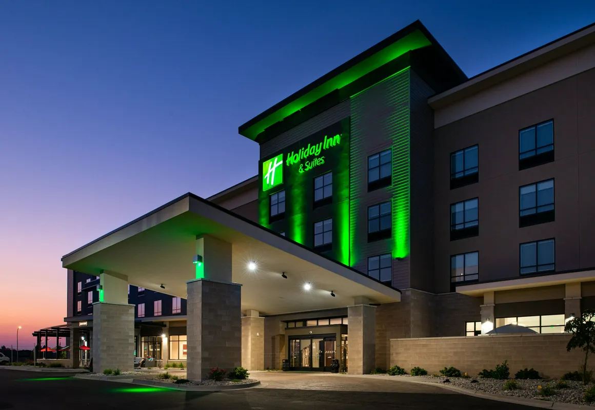 Holiday Inn & Suites Idaho Falls by IHG hotel hero