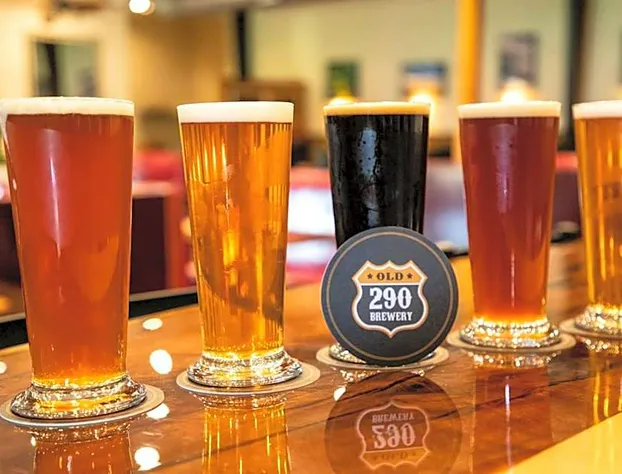 Carter Creek Winery Resort & Spa hotel detail image 3