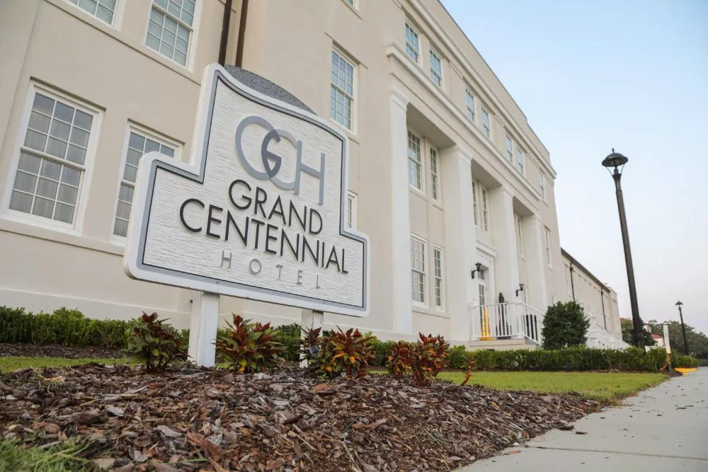 Centennial Plaza Resort Gulfport hotel hero