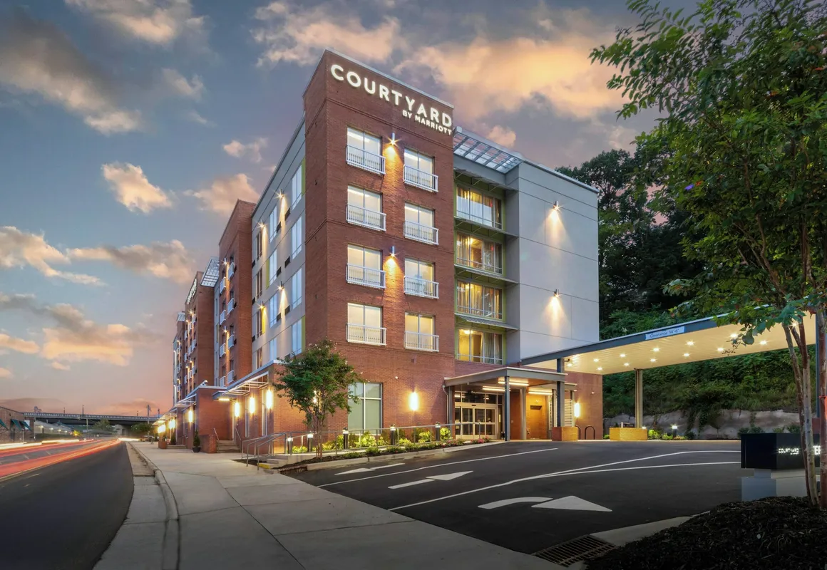 Courtyard by Marriott Asheville Biltmore Village hotel hero