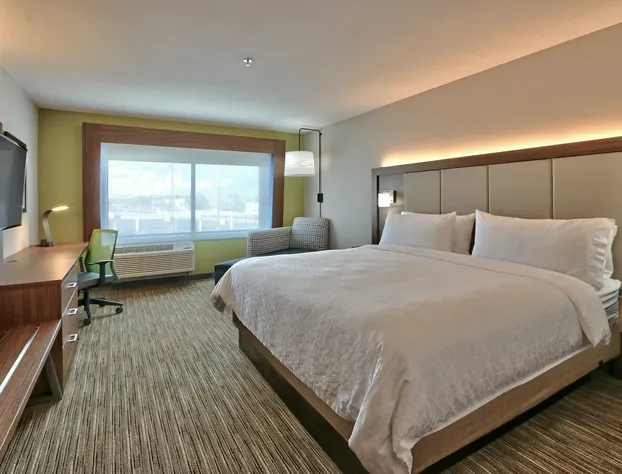 Holiday Inn Express & Suites Albuquerque East by IHG hotel detail image 2