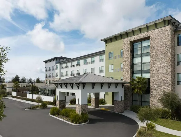 Hotel Centro Sonoma Wine Country, Tapestry Collection Hilton hotel detail image 1