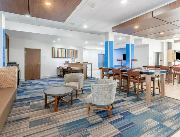 Holiday Inn Express & Suites Kearney by IHG hotel detail image 2