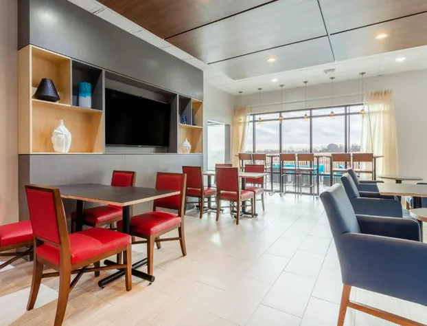 Holiday Inn Express & Suites Kearney by IHG hotel detail image 3