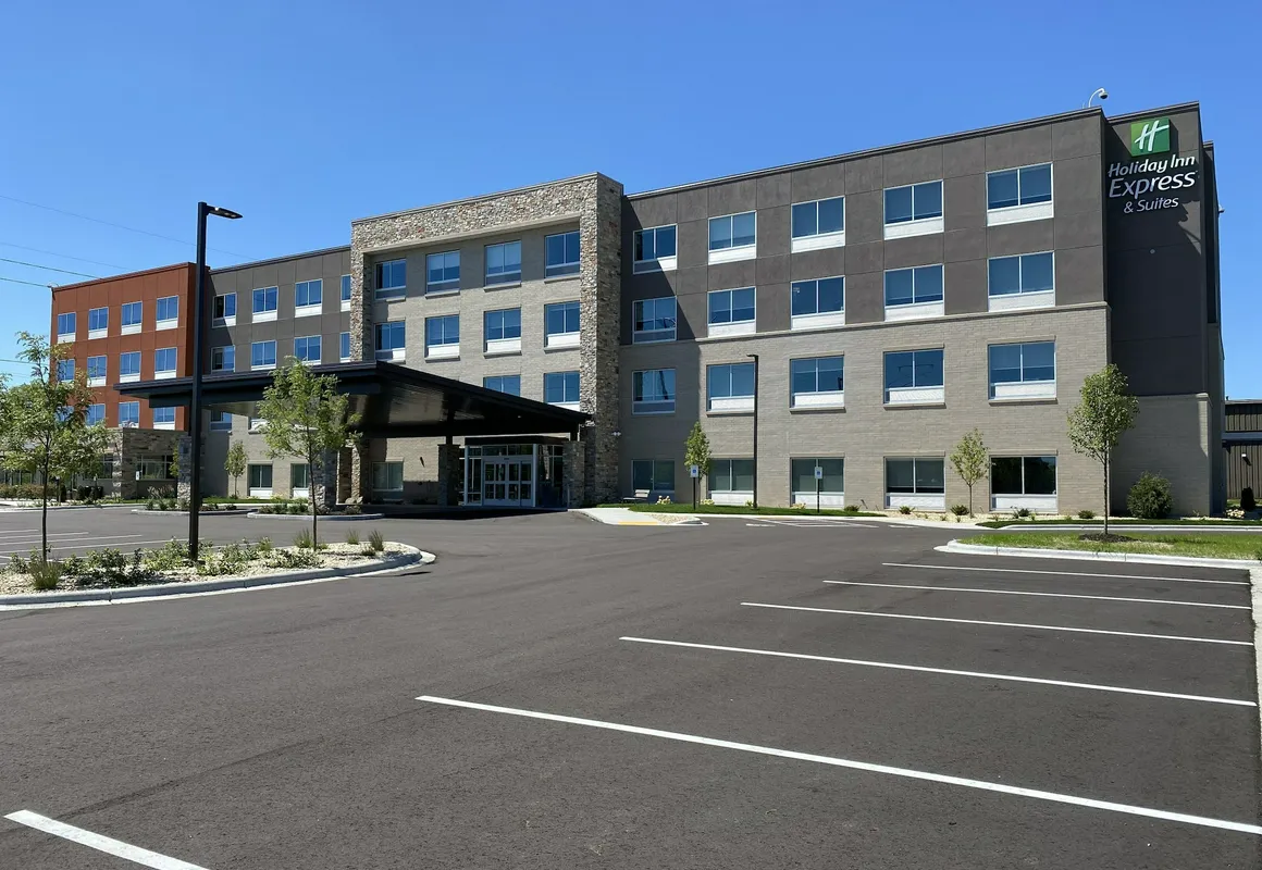 Holiday Inn Express & Suites Madison West - Middleton by IHG hotel hero
