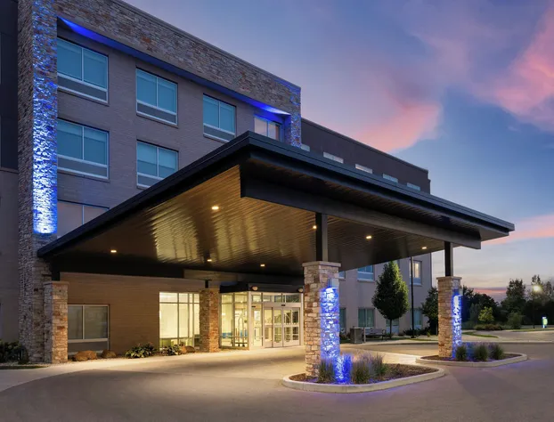 Holiday Inn Express & Suites Madison West - Middleton by IHG hotel detail image 1