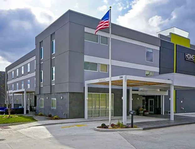 Home2 Suites by Hilton Grand Rapids North hotel detail image 2