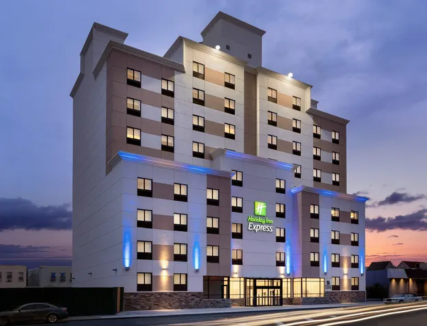 Holiday Inn Express Jamaica - JFK AirTrain - NYC by IHG hotel detail image 1