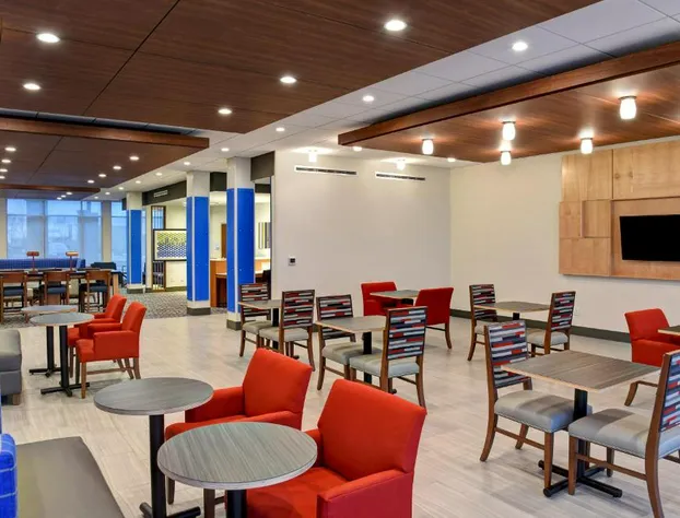 Holiday Inn Express & Suites Ottawa by IHG hotel detail image 3