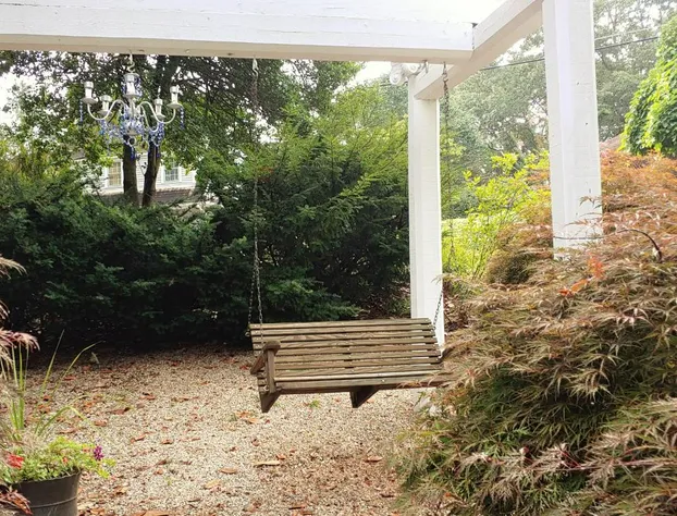 McKinley Edwards Inn hotel detail image 3