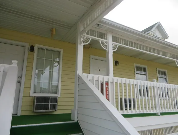 Honeysuckle Inn - Mountain View hotel detail image 2