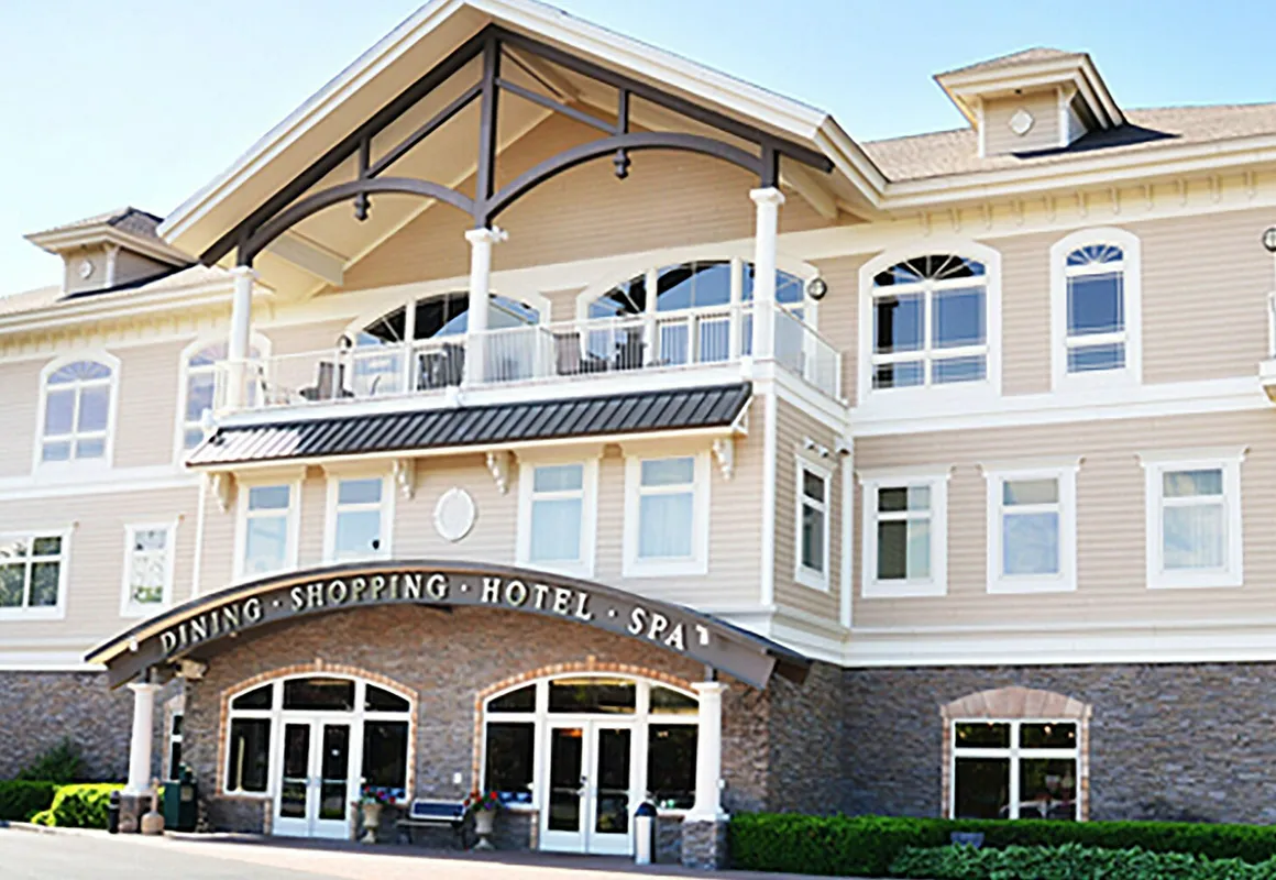 Riverwalk Place Resort & Spa hotel hero