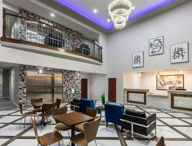 Super 8 by Wyndham Kingwood Houston North hotel detail image 4