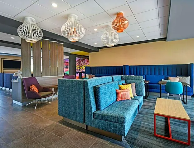 Tru by Hilton Monroe hotel detail image 2