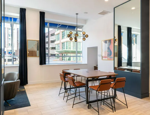 Hilton Garden Inn Flint Downtown hotel detail image 1