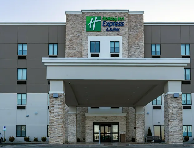 Holiday Inn Express & Suites Columbus - Worthington by IHG hotel detail image 2
