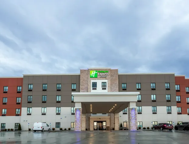 Holiday Inn Express & Suites Columbus - Worthington by IHG hotel detail image 3
