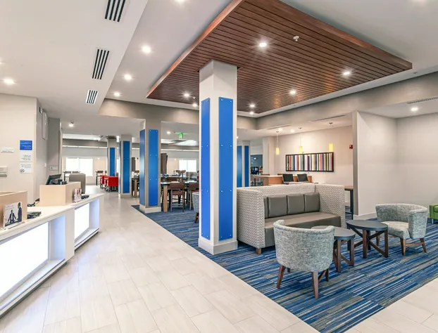 Holiday Inn Express & Suites Columbus - Worthington by IHG hotel detail image 4