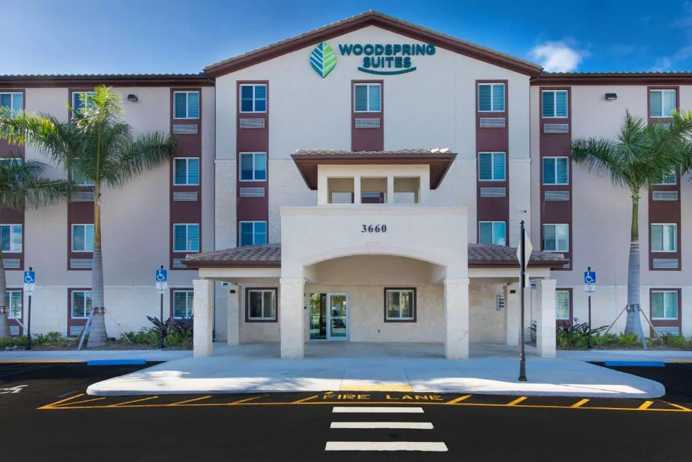 WoodSpring Suites Miramar hotel hero