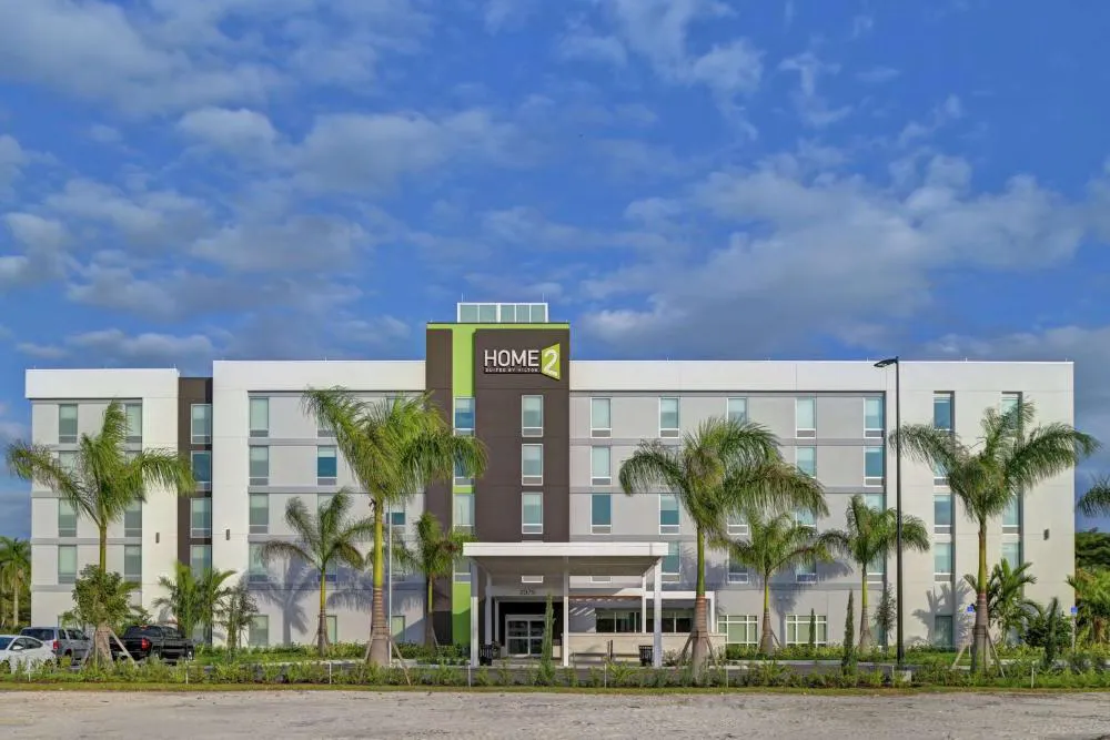 Home2 Suites by Hilton West Palm Beach Airport, FL hotel hero