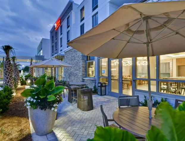 Hilton Garden Inn Destin Miramar Beach hotel detail image 1