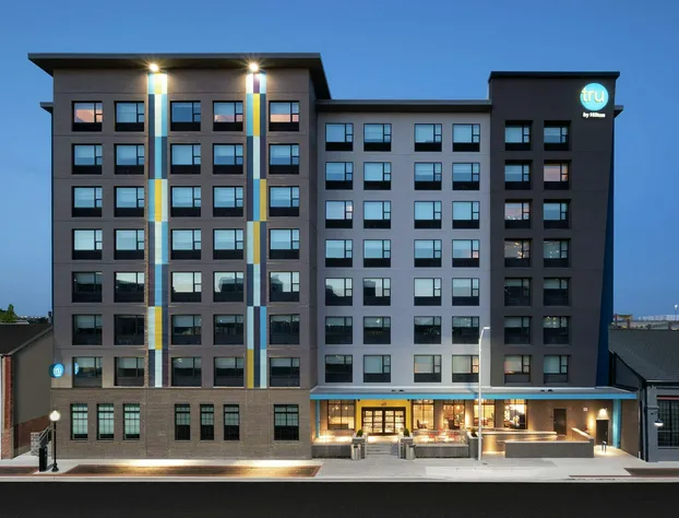 Tru By Hilton Baltimore Harbor East, MD hotel detail image 1