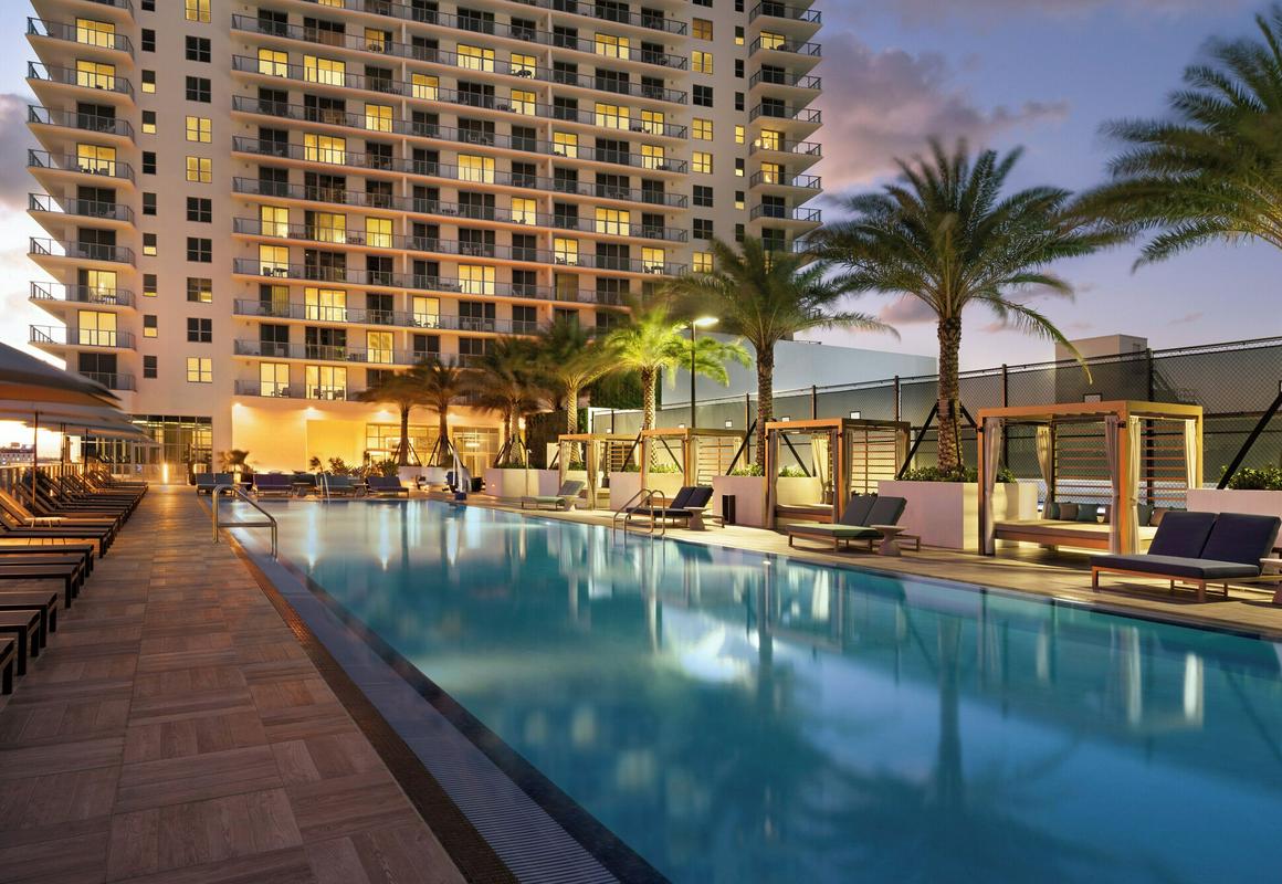 Hyde Beach House hotel hero