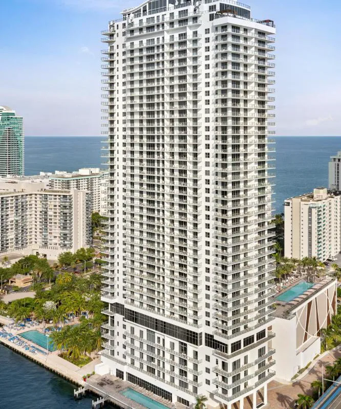 Hyde Beach House hotel hero