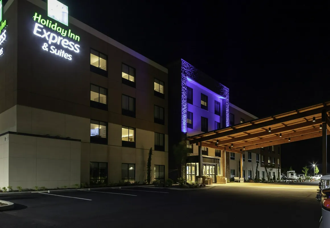 Holiday Inn Express & Suites The Dalles by IHG hotel hero