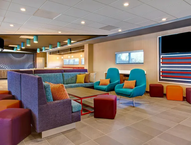 Tru by Hilton Alcoa Knoxville Airport hotel detail image 4
