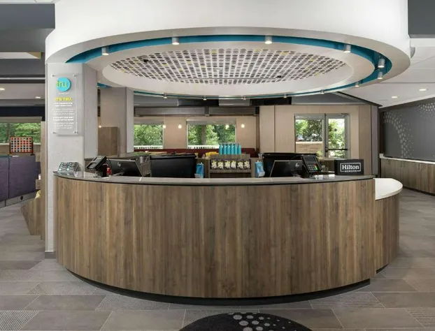 Tru by Hilton Mt Pleasant Charleston hotel detail image 1