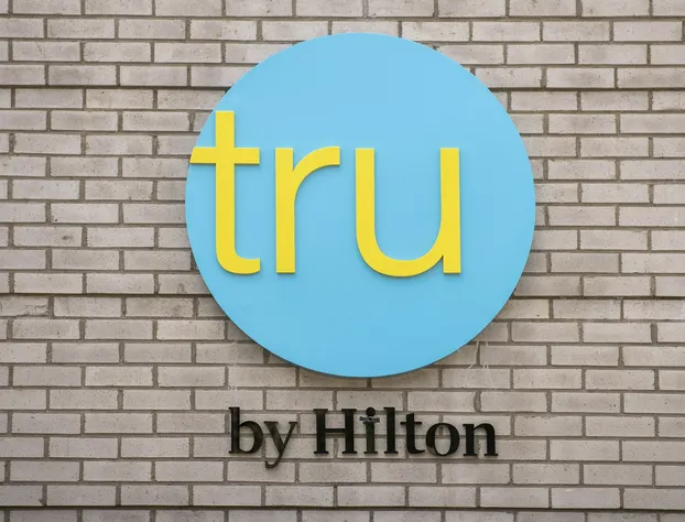 Tru by Hilton Mt Pleasant Charleston hotel detail image 2