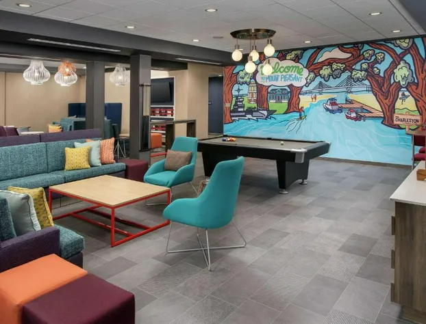 Tru by Hilton Mt Pleasant Charleston hotel detail image 2