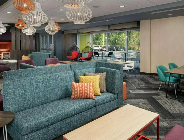 Tru by Hilton Mt Pleasant Charleston hotel detail image 4