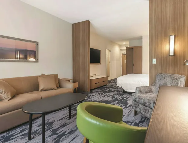 Fairfield Inn & Suites by Marriott Kansas City Shawnee hotel detail image 4