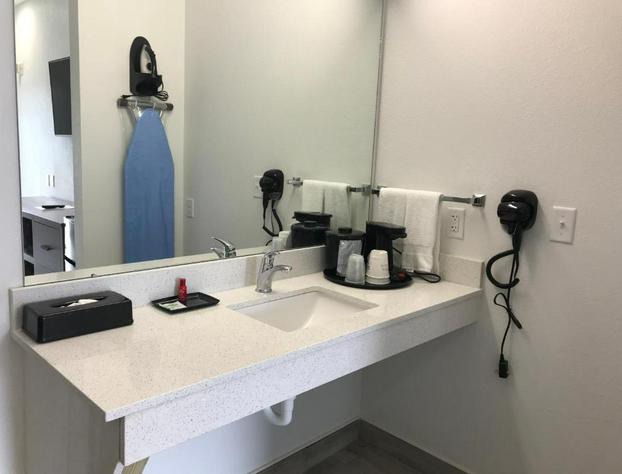 SureStay by Best Western Baytown hotel detail image 4