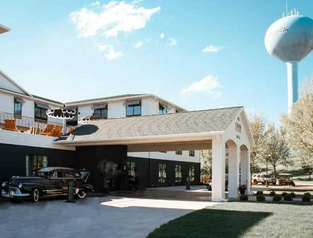 The Inn Hotel Lake Okoboji, an Ascend Collection Hotel hotel detail image 1