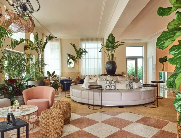 Hotel Greystone - Adults Only hotel detail image 2