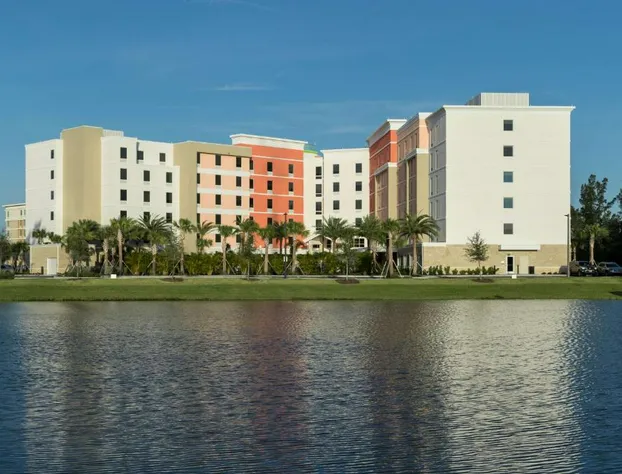 Home2 Suites by Hilton Cape Canaveral Cruise Port, FL hotel detail image 3