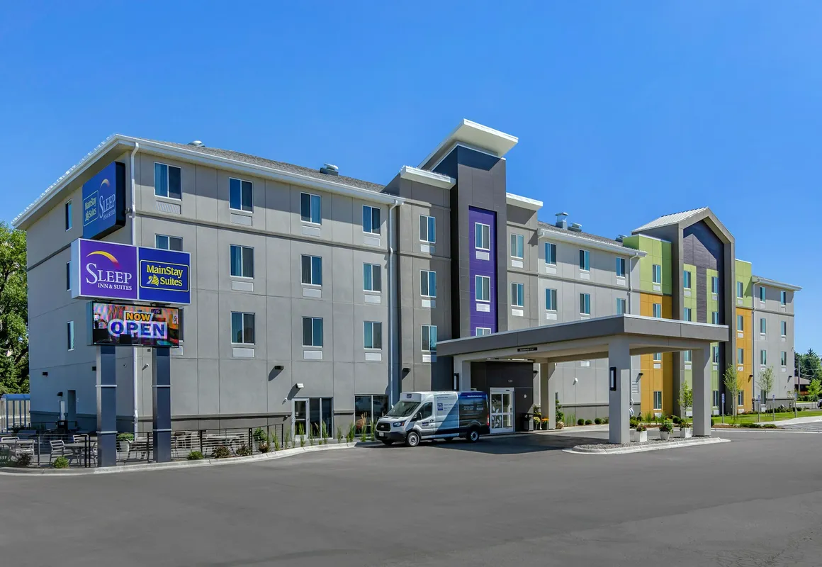 MainStay Suites Great Falls Airport hotel hero