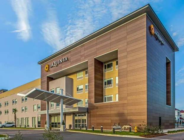 La Quinta Inn & Suites by Wyndham Miramar Beach-Destin hotel detail image 3