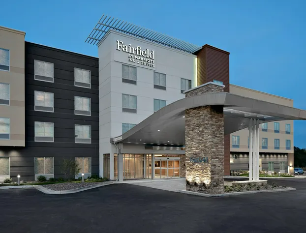 Fairfield Inn & Suites by Marriott Lake Geneva hotel detail image 1