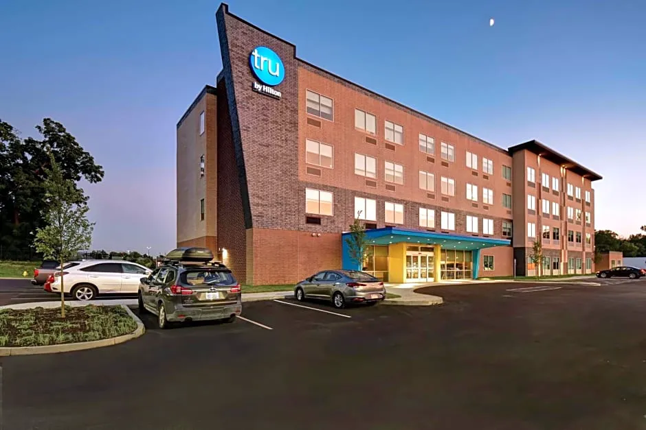 Tru By Hilton Cincinnati Airport South Florence hotel hero