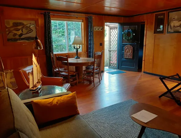 Anchor Inn Resort hotel detail image 4