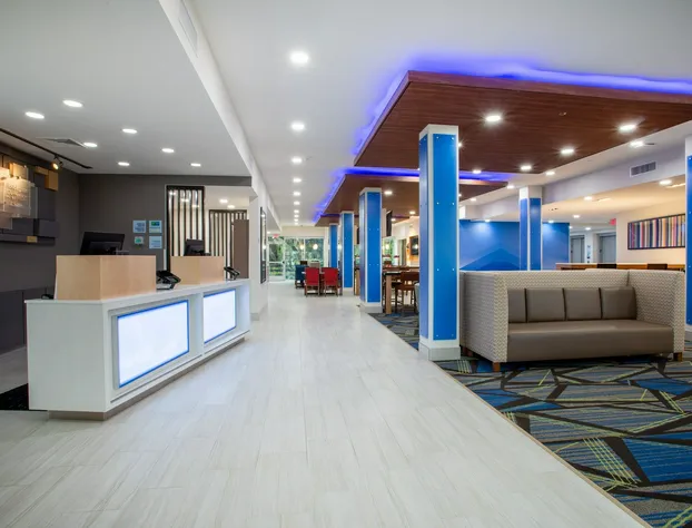 Holiday Inn Express & Suites Deland South by IHG hotel detail image 4