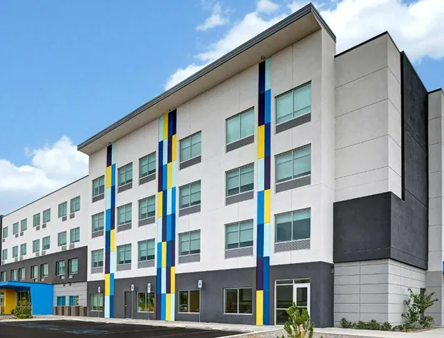 Tru By Hilton Albuquerque North I-25 hotel detail image 2