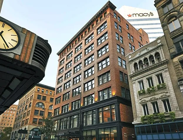 Kinley Cincinnati Downtown, a Tribute Portfolio Hotel hotel detail image 1