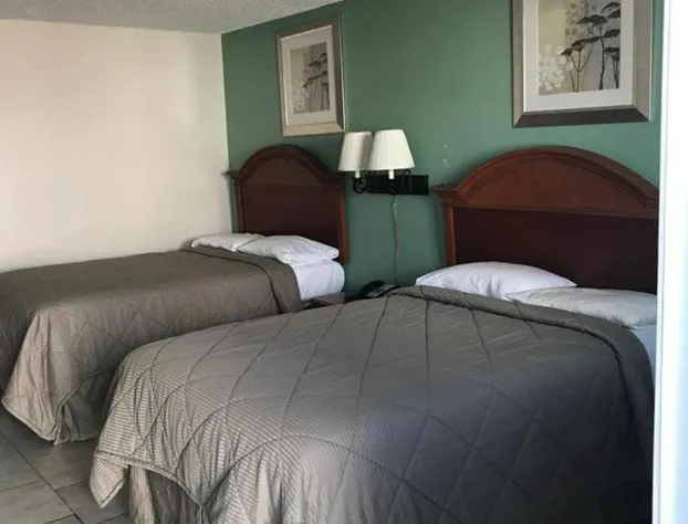 Lakeside inn hotel detail image 3